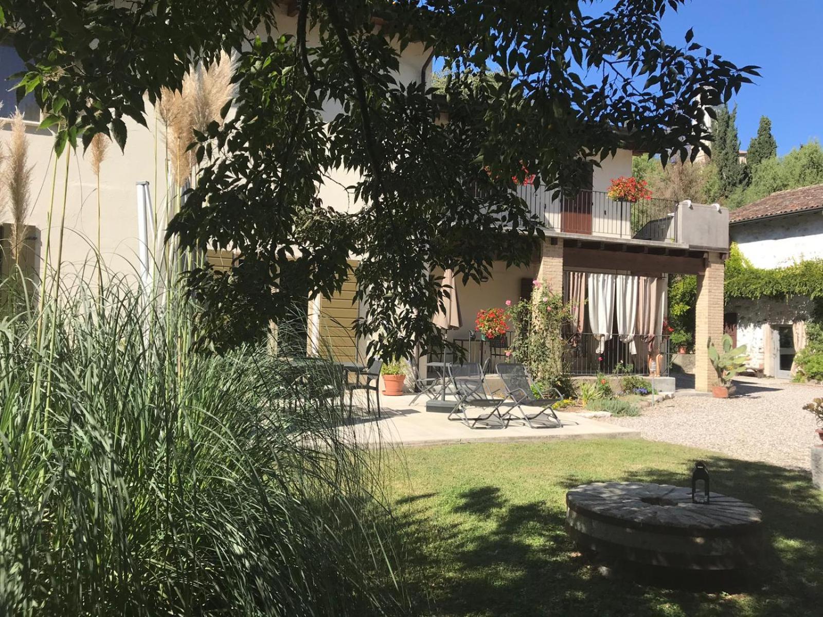 L'Isolo B&B E Case Vacanza Monzambano Buitenkant foto