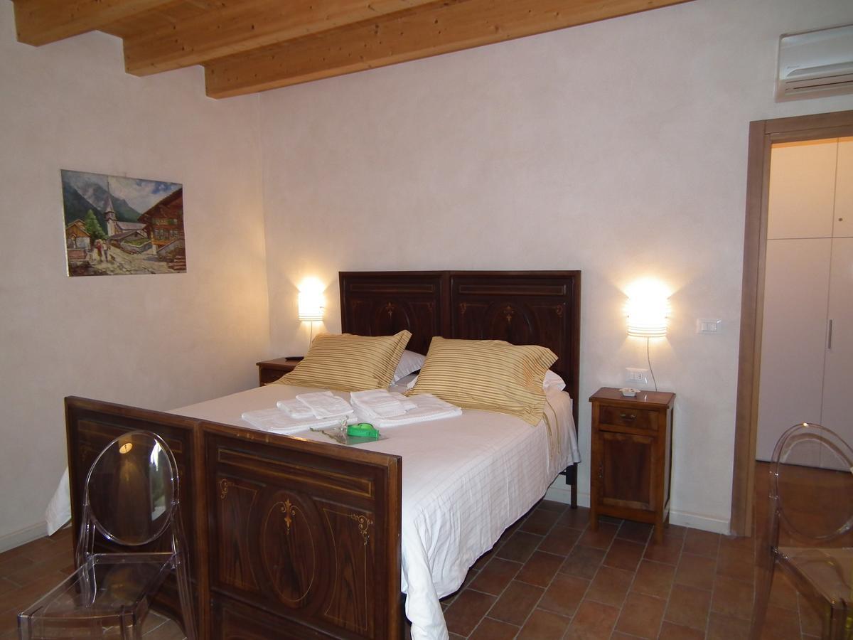 L'Isolo B&B E Case Vacanza Monzambano Buitenkant foto