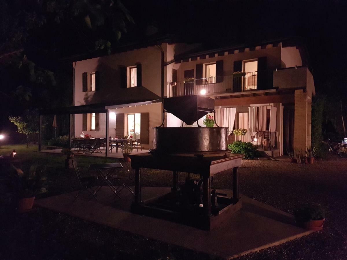 L'Isolo B&B E Case Vacanza Monzambano Buitenkant foto