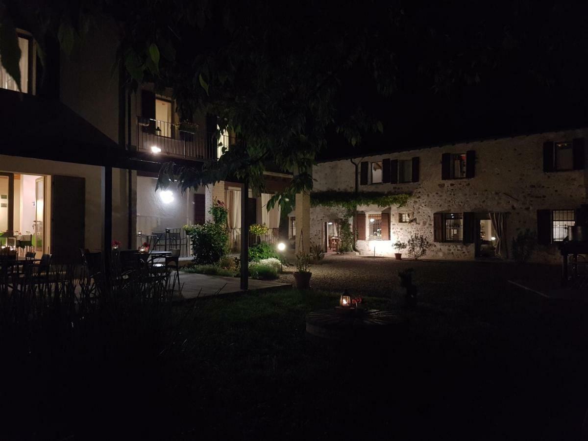 L'Isolo B&B E Case Vacanza Monzambano Buitenkant foto